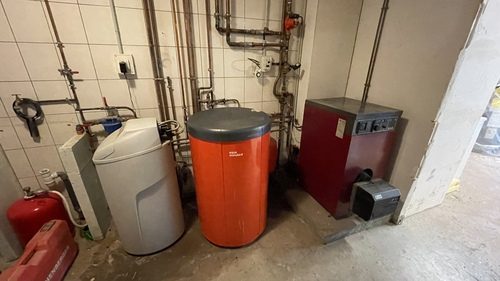 Vielle pompe à chaleur de 15 ans avant remplacement de celle-ci.